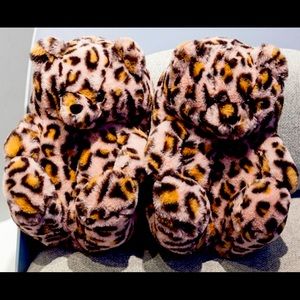 Teddy bears slippers One Size Fits Women’s US (5-9)